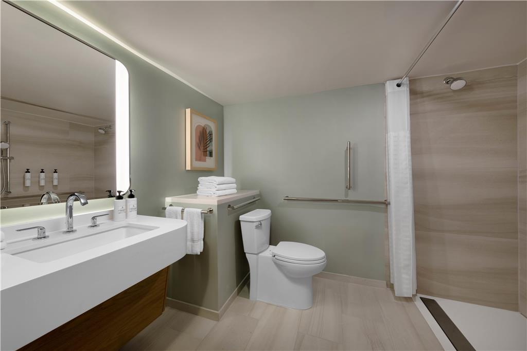 Hotel Sonesta Airport 4*